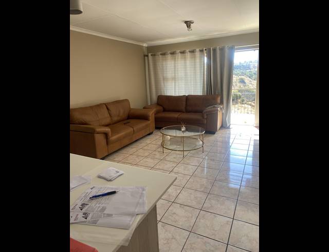 2 BEDROOM TOWNHOUSE FOR SALE IN RIDGEWAY